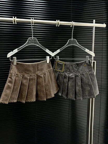 Y2K Leather Pleated Mini Skirt for Women – A-Line Buckle Belt Skirt | E-Girl Streetwear &amp; Autumn/Winter Fashion