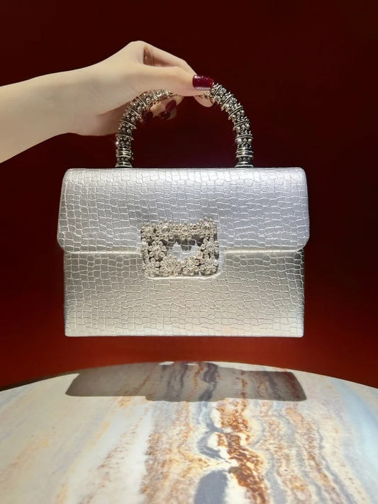Timeless Bags For Modern Women.