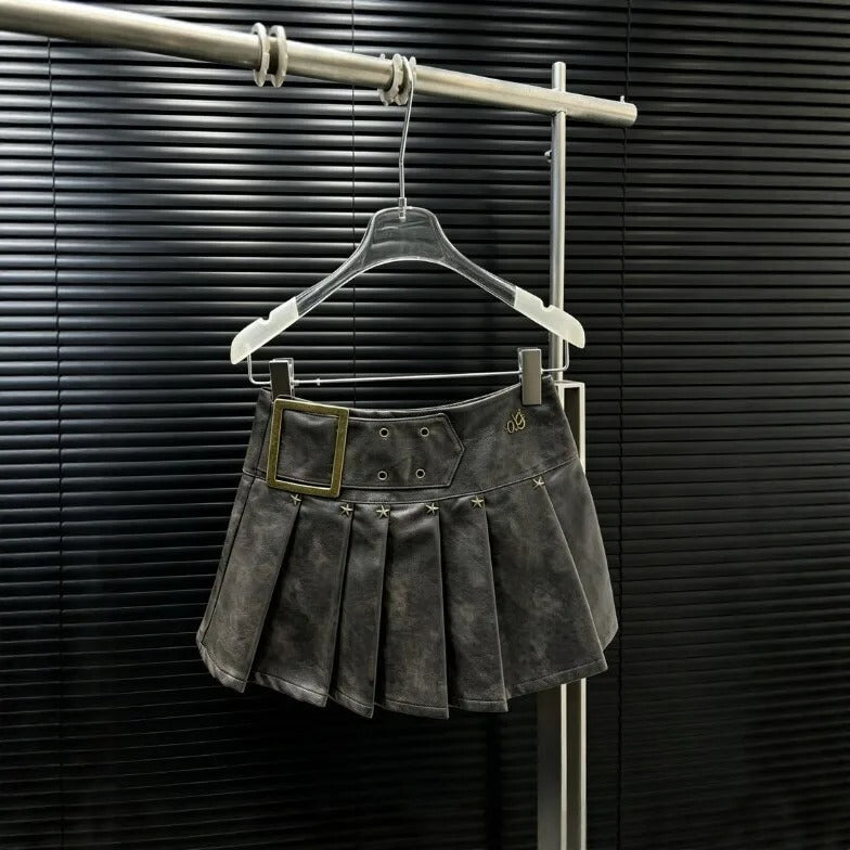 Y2K Leather Pleated Mini Skirt for Women – A-Line Buckle Belt Skirt | E-Girl Streetwear &amp; Autumn/Winter Fashion