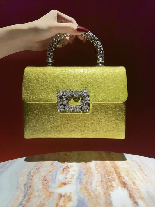 Timeless Bags For Modern Women.