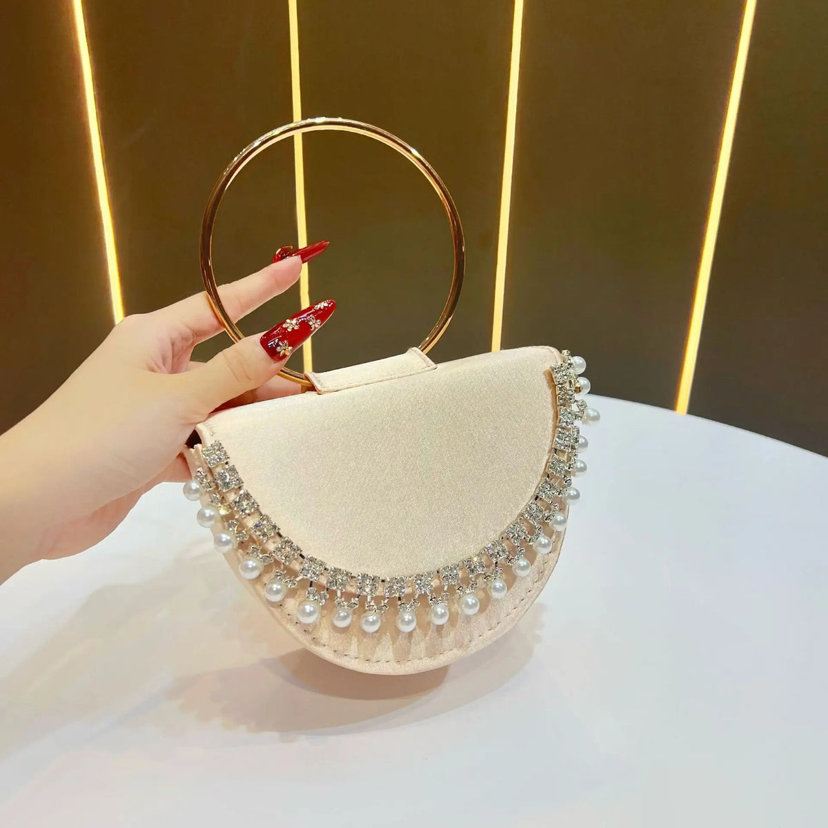 Luxury hand bag with elegant design